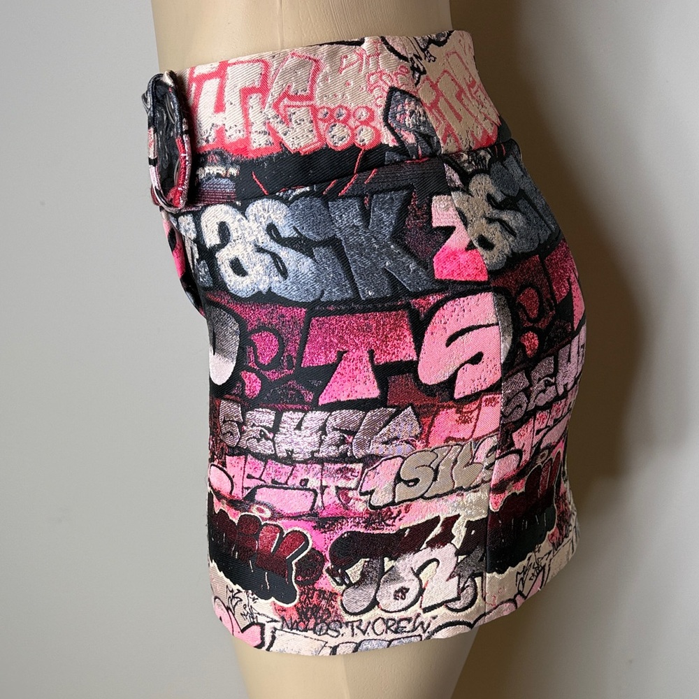 Pink & Black Graffiti-Print Mini Skirt - Picture 4 of 13